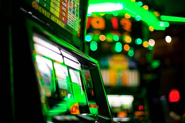 Big Time Gaming slot interface on lobby338 showing bonus features and payout display